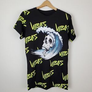 VIBES Surf Shirt Waves & Skull Size Small
